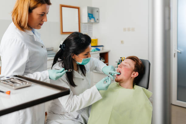 Best Chipped Tooth Repair Near Me  in Woodlyn, PA